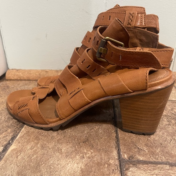 Sorel Nadia - Picture 5 of 6